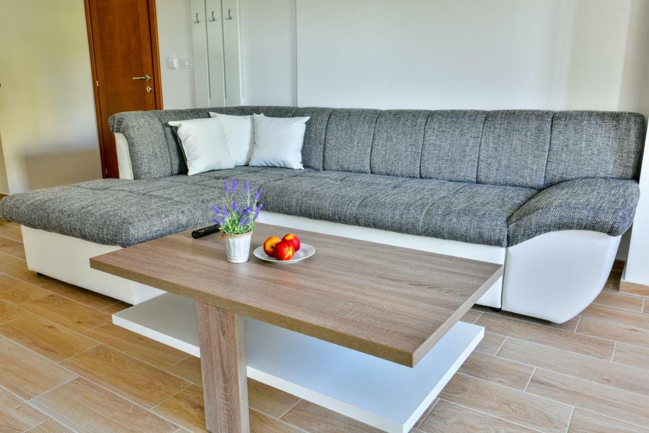 Marina Kopitovic Apartment *