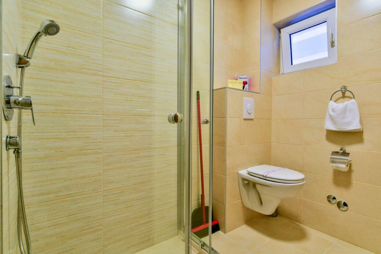 Apartment Marina Kopitovic