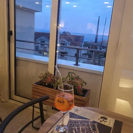 Apartmani Marina Kopitovic Petrovac Exterior photo