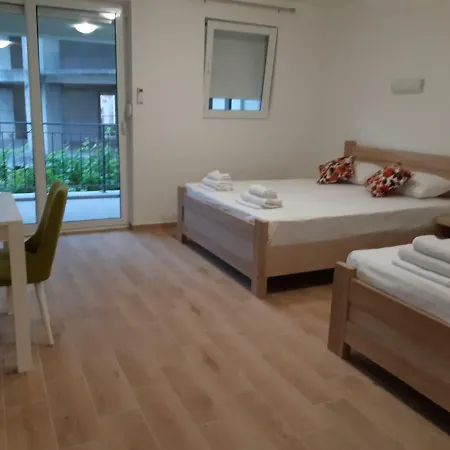 Apartmani Marina Kopitovic Petrovac Exterior photo
