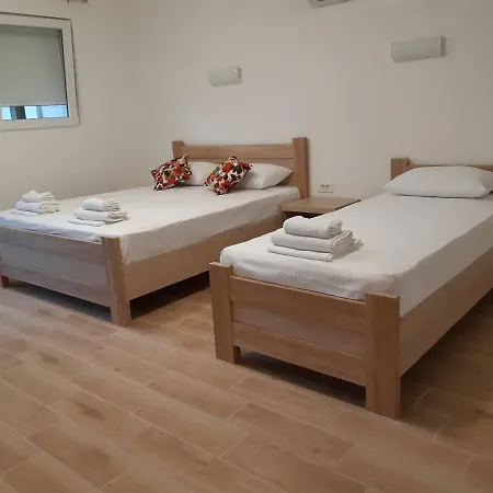 Apartmani Marina Kopitovic Petrovac Exterior photo
