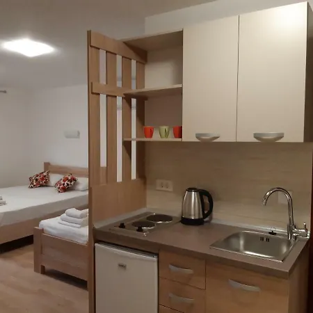Apartmani Marina Kopitovic Petrovac Exterior photo
