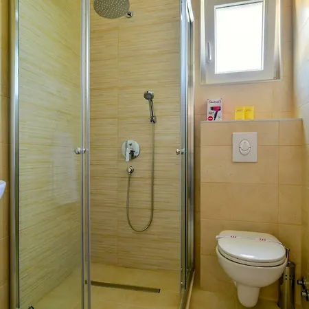 Apartmani Marina Kopitovic Petrovac Exterior photo