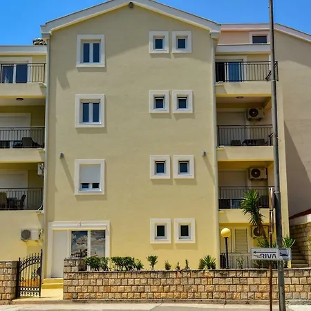 Apartmani Marina Kopitovic Petrovac Exterior photo